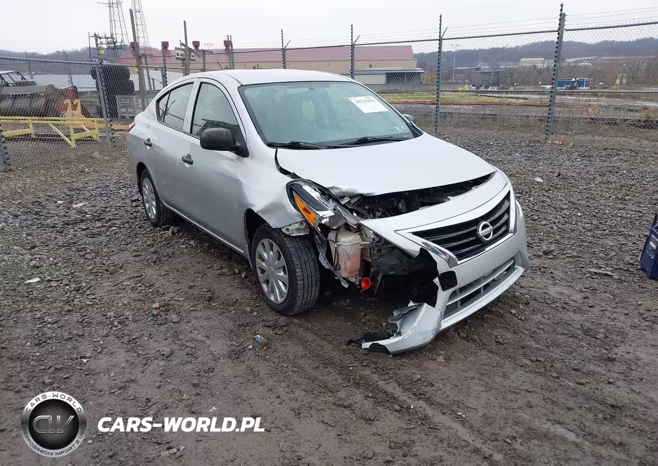 2015 Nissan Versa 1.6 S