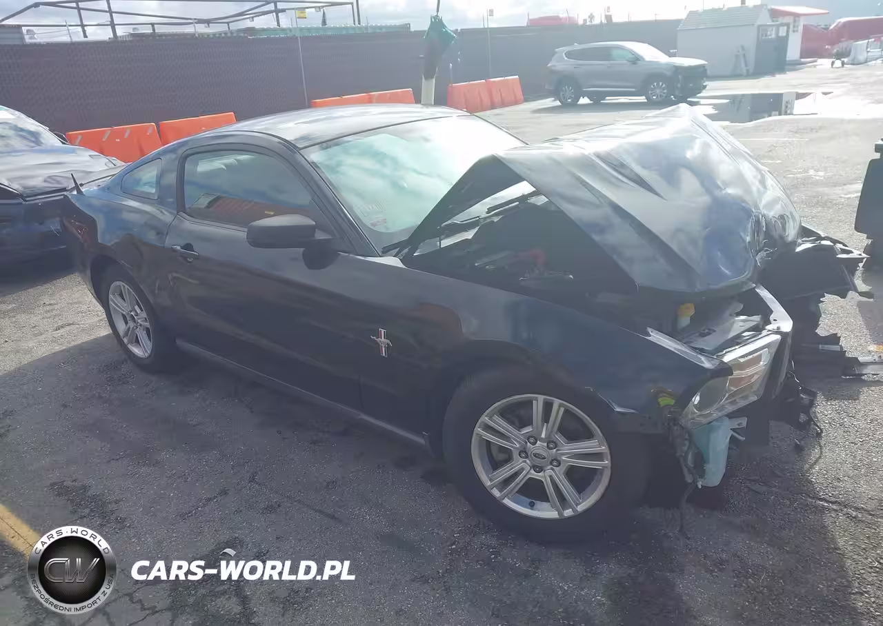 2011 Ford Mustang V6