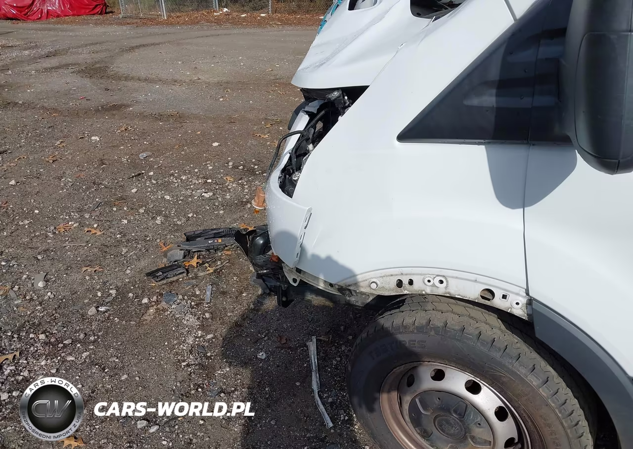 2018 Ford Transit-250 VIN:1FTYR2YM8JKA83341 - 6