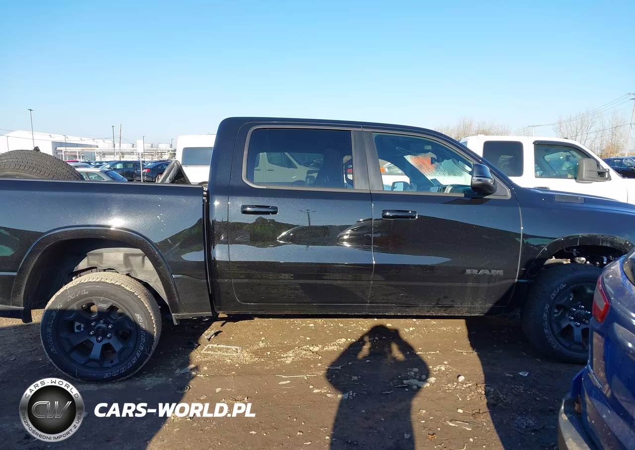 2025 Ram 1500 Big Horn 4X4 5'7 Box VIN:1C6SRFFP6SN605692 - 14