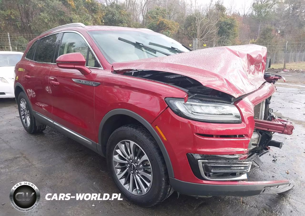 2019 Lincoln Nautilus Select
