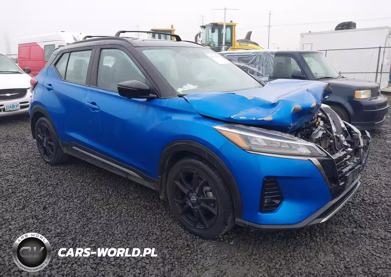 2022 Nissan Kicks Sr Xtronic Cvt