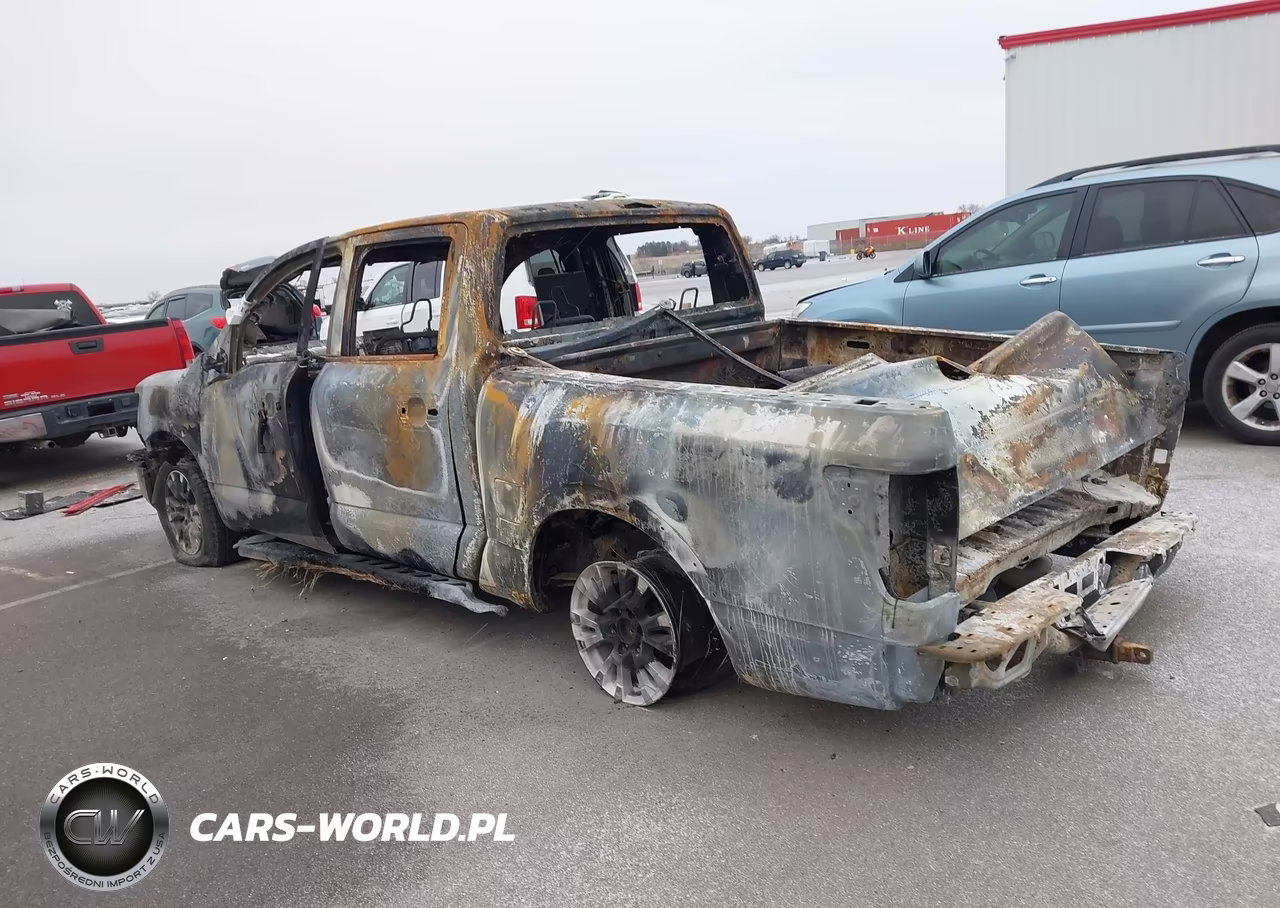 2021 Nissan Titan Pro-4X 4X4 VIN:1N6AA1ED8MN501324 - 3