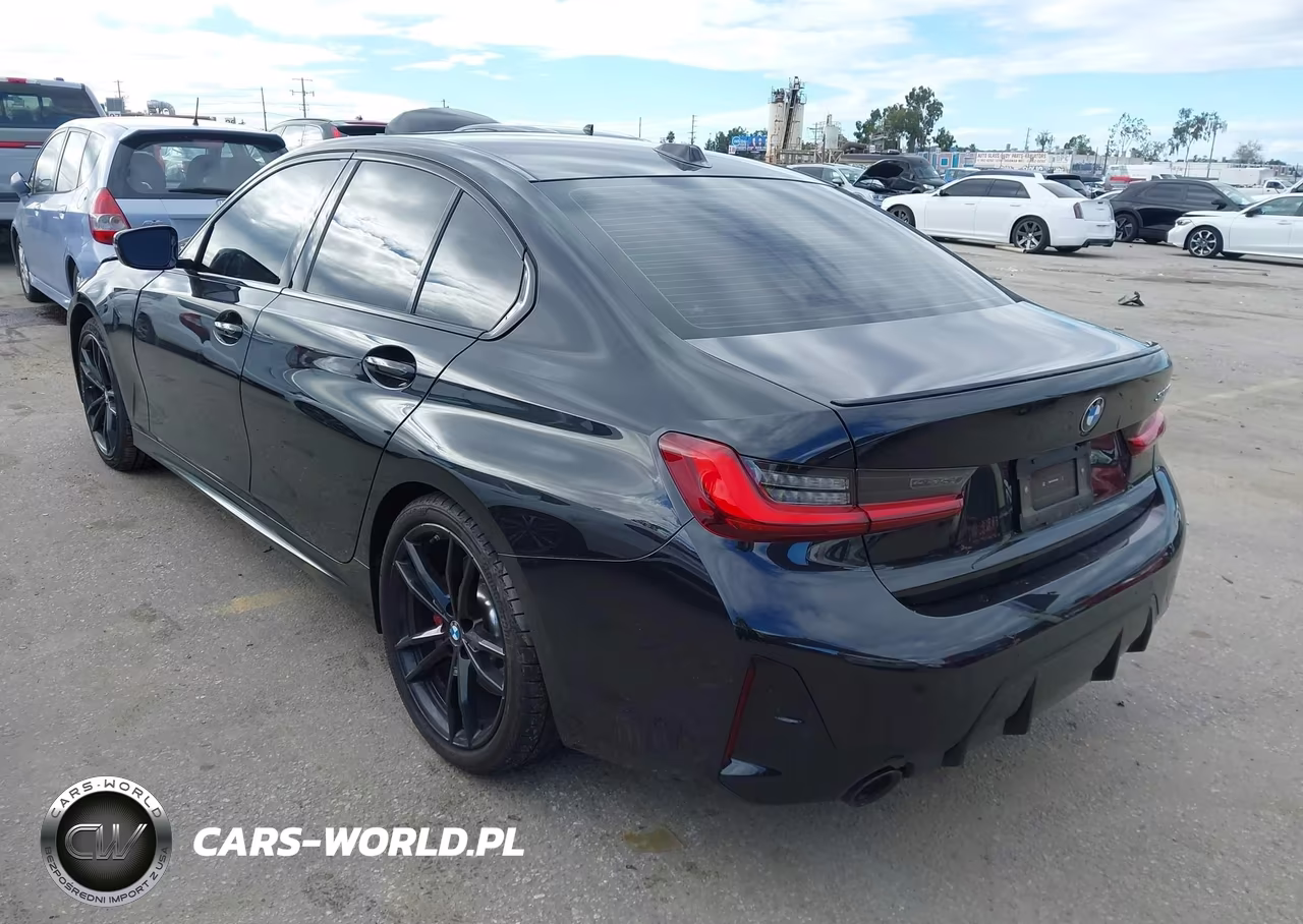 2024 BMW 330I VIN:3MW69FF09R8E80906 - 3