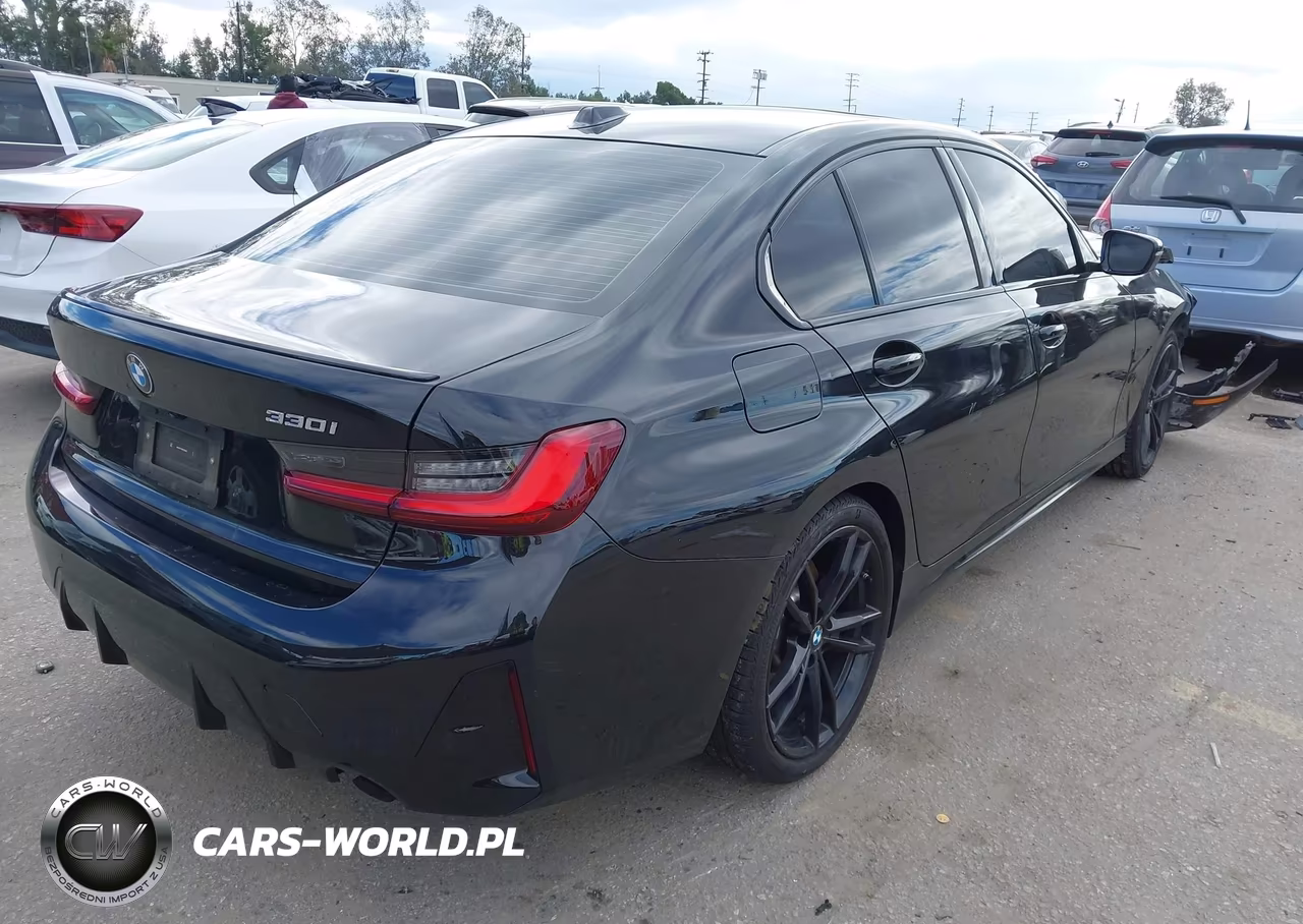 2024 BMW 330I VIN:3MW69FF09R8E80906 - 4
