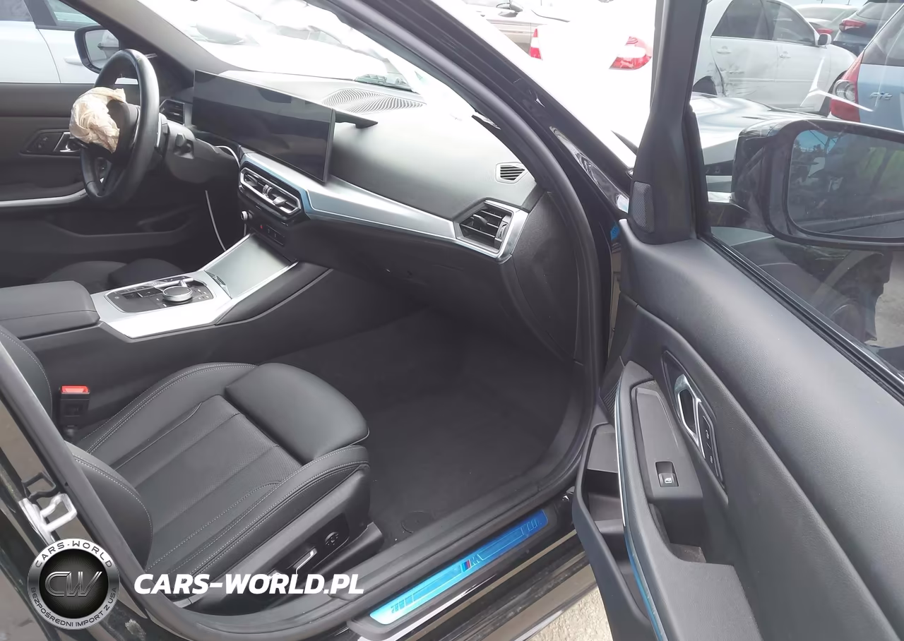 2024 BMW 330I VIN:3MW69FF09R8E80906 - 5