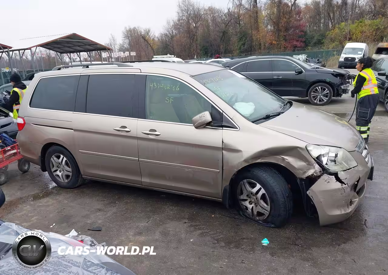 2005 Honda Odyssey Ex VIN:5FNRL38435B413031 - 13