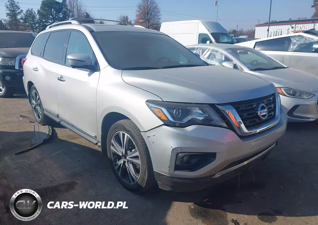 2017 Nissan Pathfinder Platinum