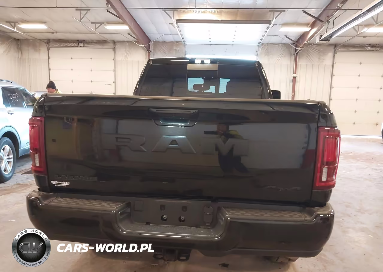 2025 Ram 2500 Laramie 4X4 6'4 Box VIN:3C63R5FL1SG578907 - 15