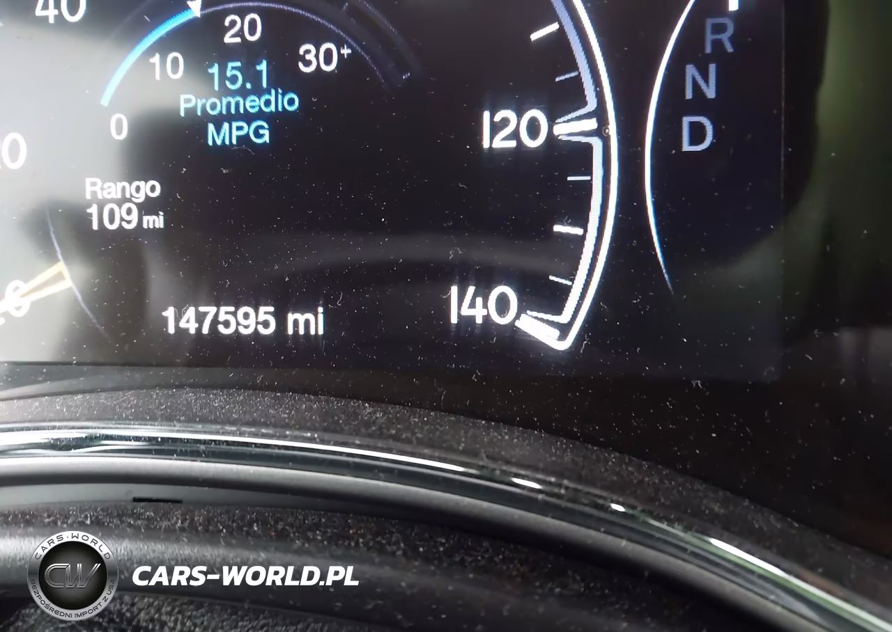 2018 Jeep Grand Cherokee Laredo E 4X4 VIN:1C4RJFAG5JC285006 - 15