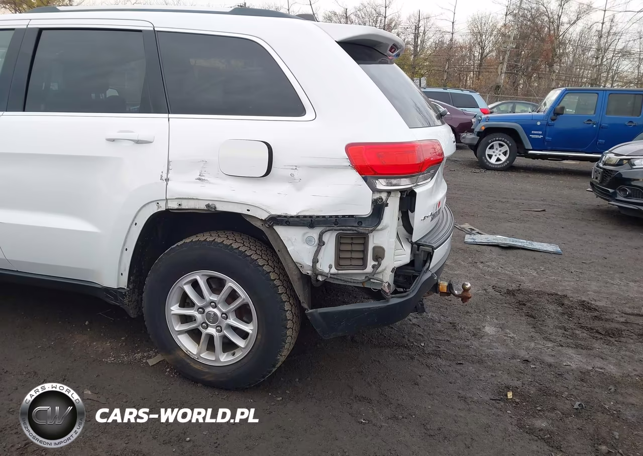 2018 Jeep Grand Cherokee Laredo E 4X4 VIN:1C4RJFAG5JC285006 - 6