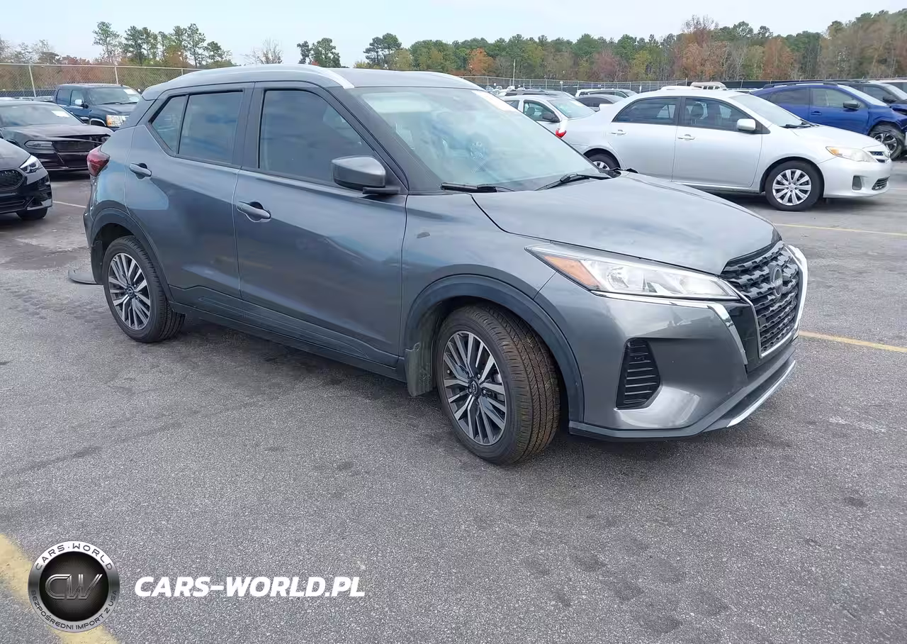 2022 Nissan Kicks Sv Xtronic Cvt