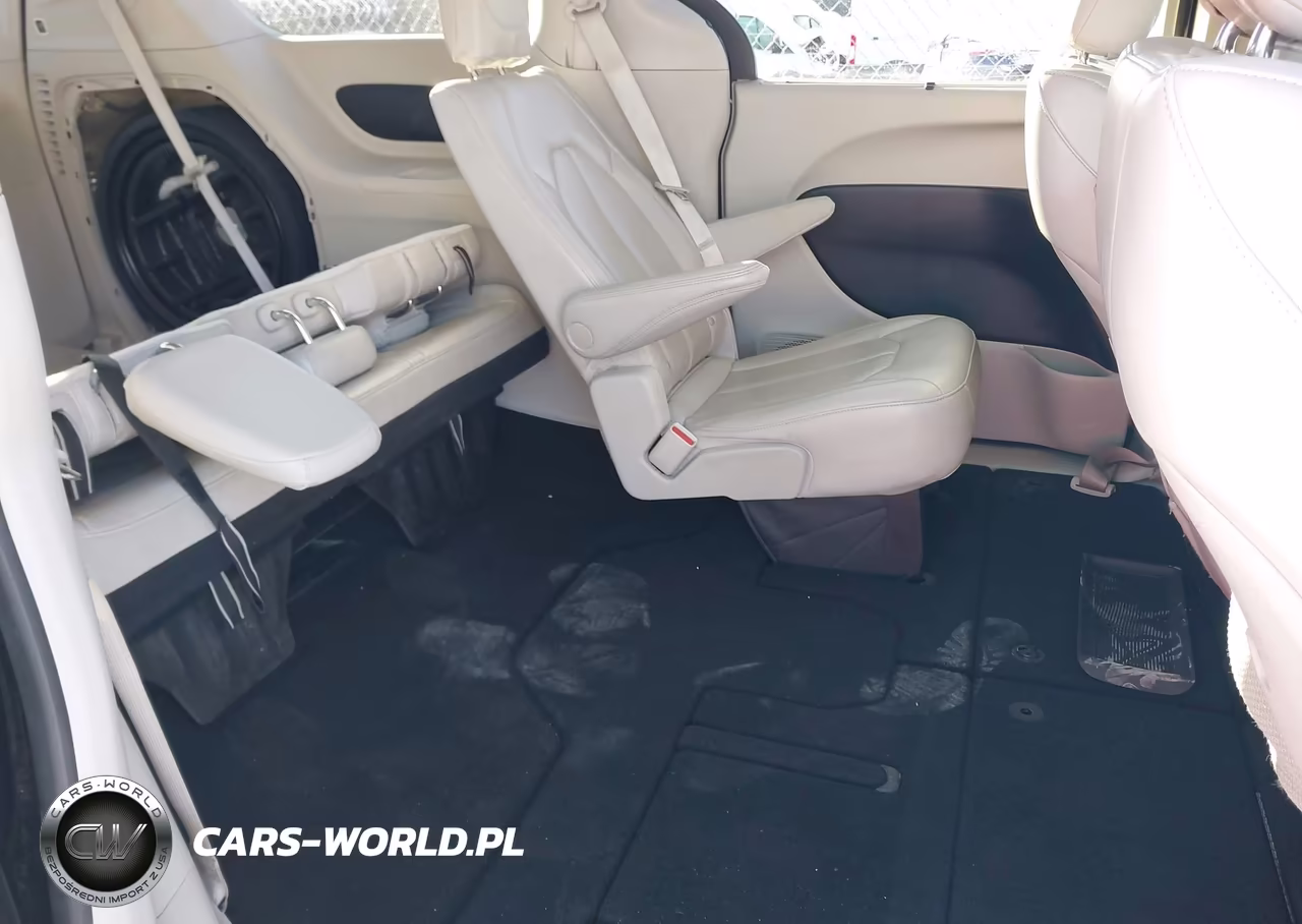 2021 Chrysler Voyager Lxi VIN:2C4RC1DG9MR568271 - 8