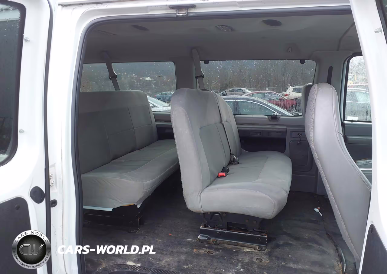 2008 Ford E-350 Super Duty VIN:1FBSS31L58DA08326 - 8