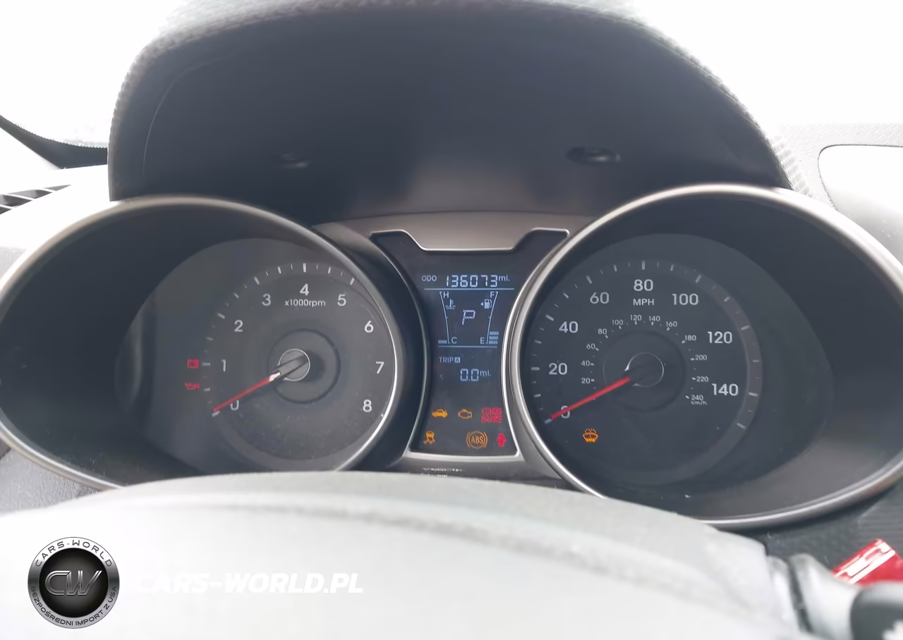 2016 Hyundai Veloster VIN:KMHTC6AD2GU270399 - 7