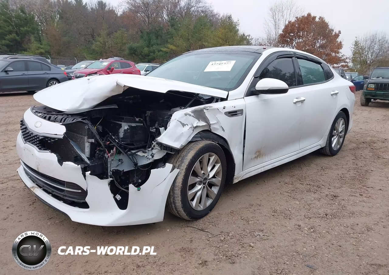 2018 Kia Optima S VIN:5XXGT4L3XJG233838 - 2