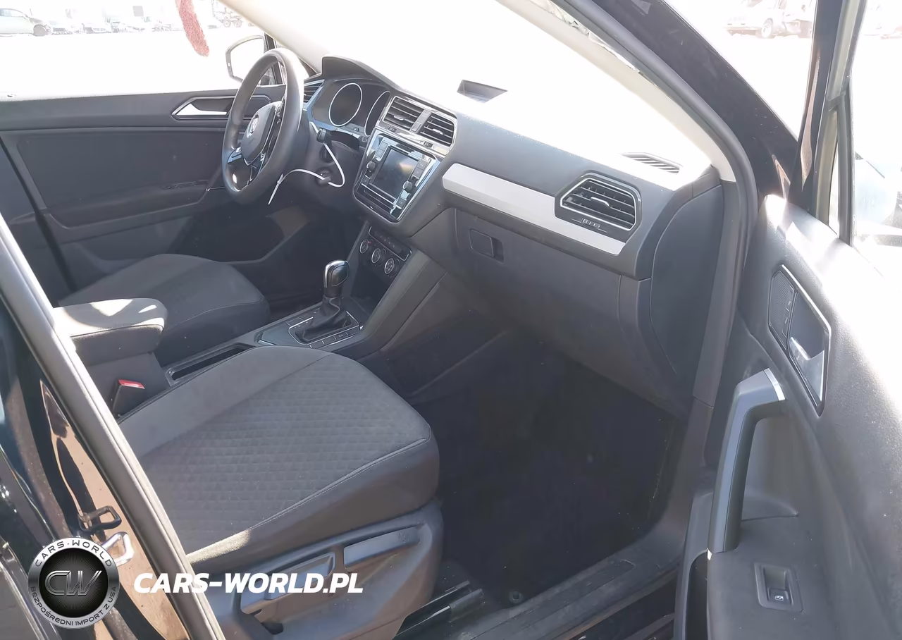 2018 Volkswagen Tiguan 2.0T S VIN:3VV1B7AX6JM079449 - 5