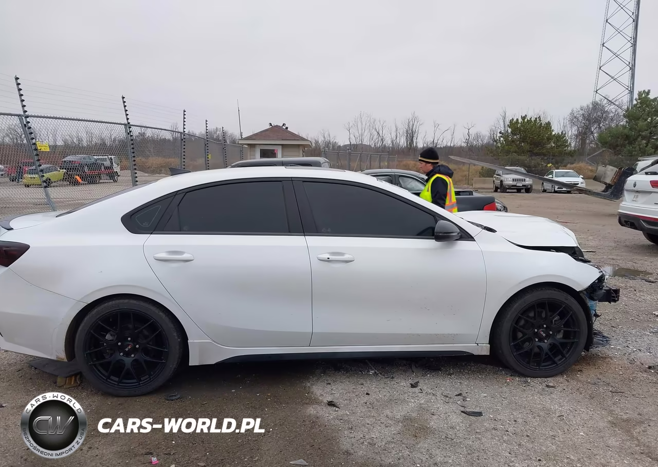2022 Kia Forte Gt VIN:3KPF44AC7NE424305 - 14