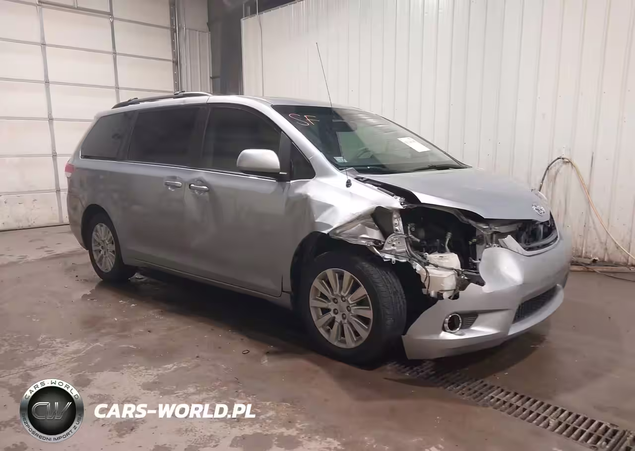 2011 Toyota Sienna Xle