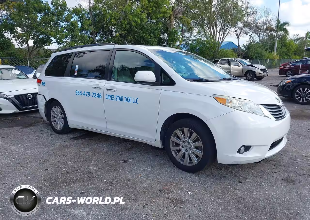 2013 Toyota Sienna Xle 7 Passenger