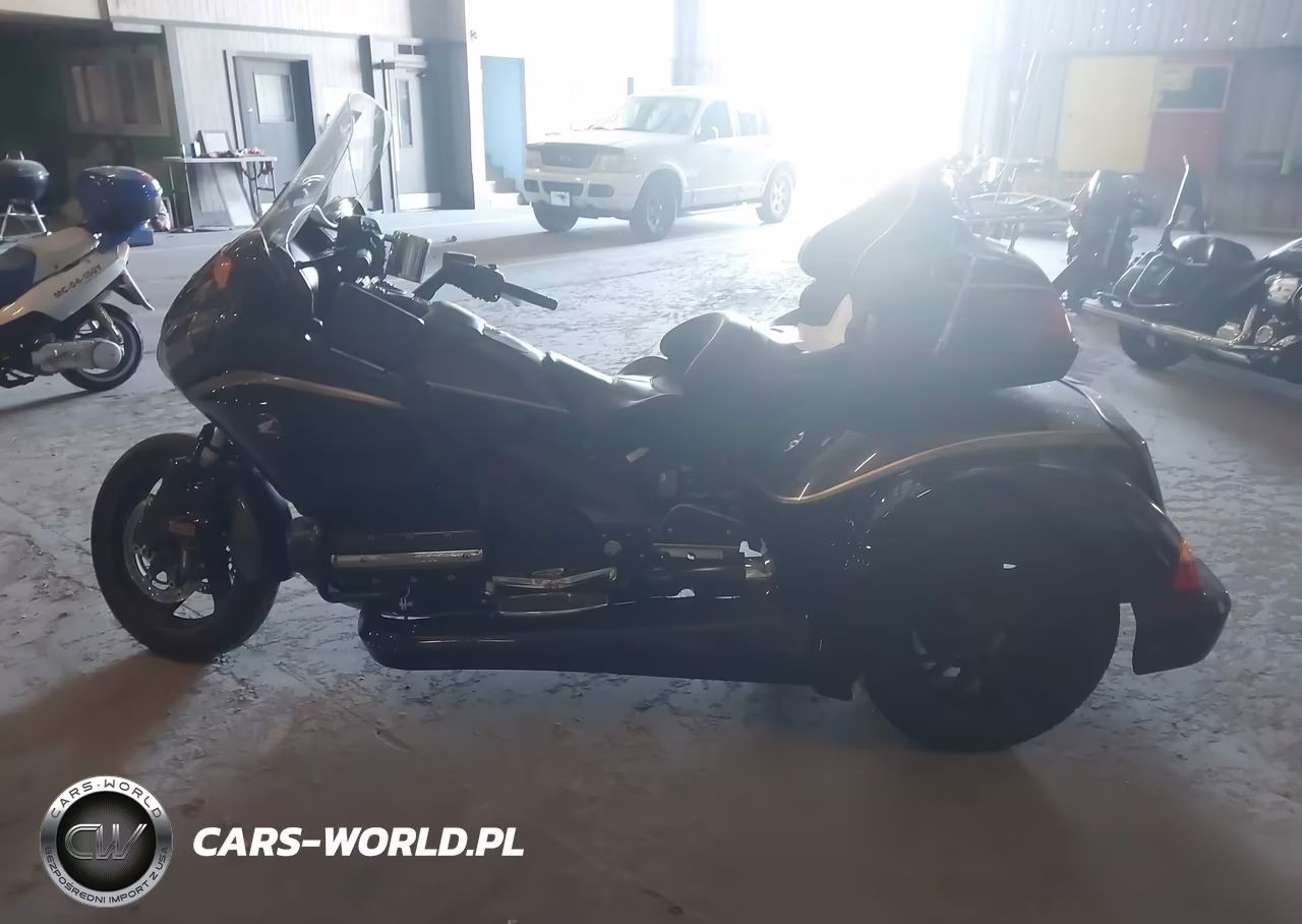 2016 Honda Gl1800 VIN:JH2SC68G7GK400406 - 13