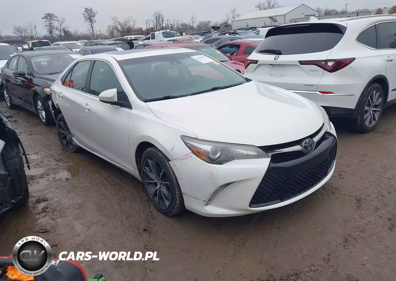 2017 Toyota Camry Xse