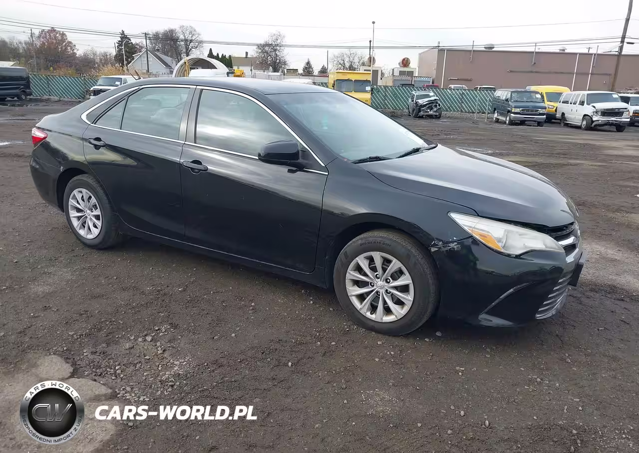 2016 Toyota Camry Le