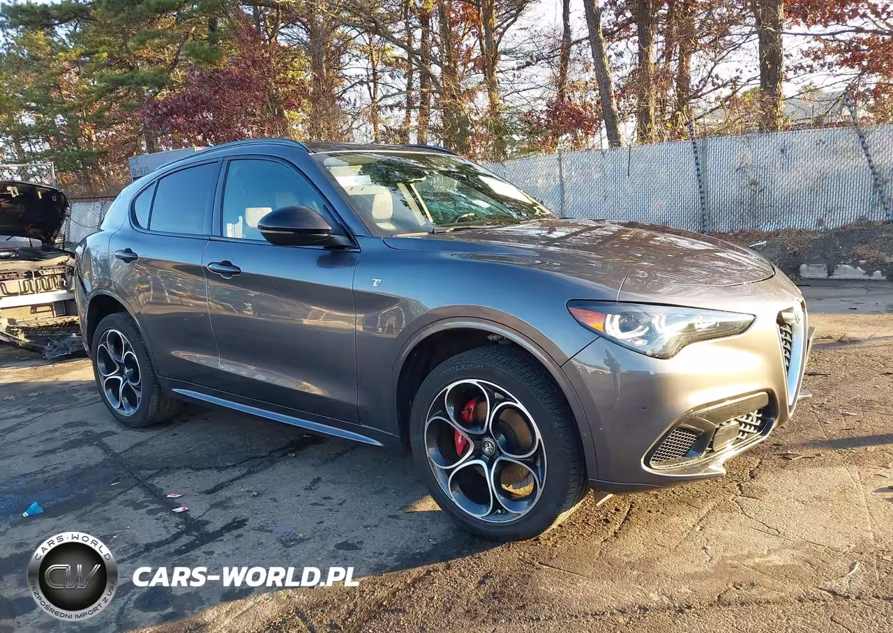 2024 Alfa Romeo Stelvio Ti Awd