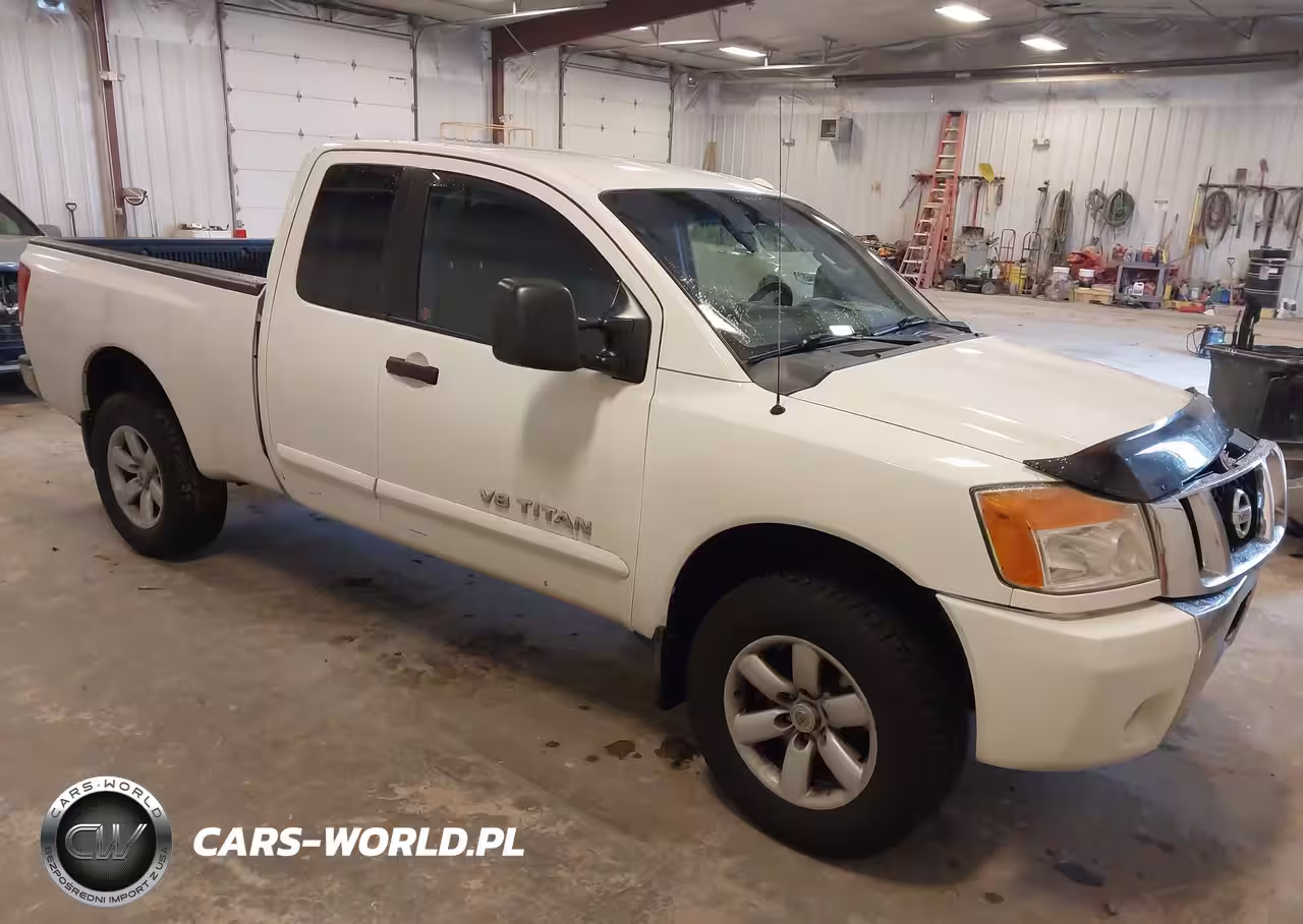 2014 Nissan Titan Pro-4X-S-Sv