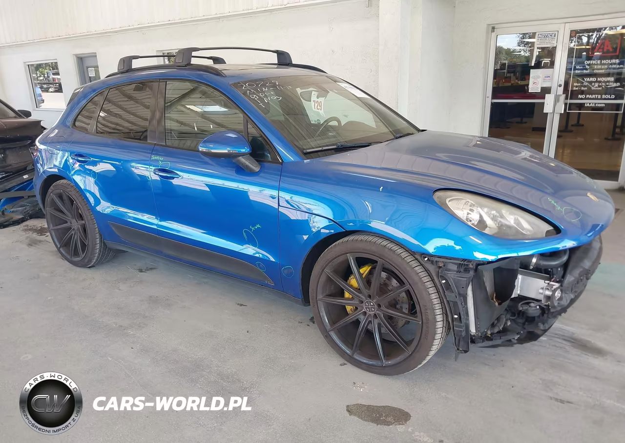 2015 Porsche Macan S