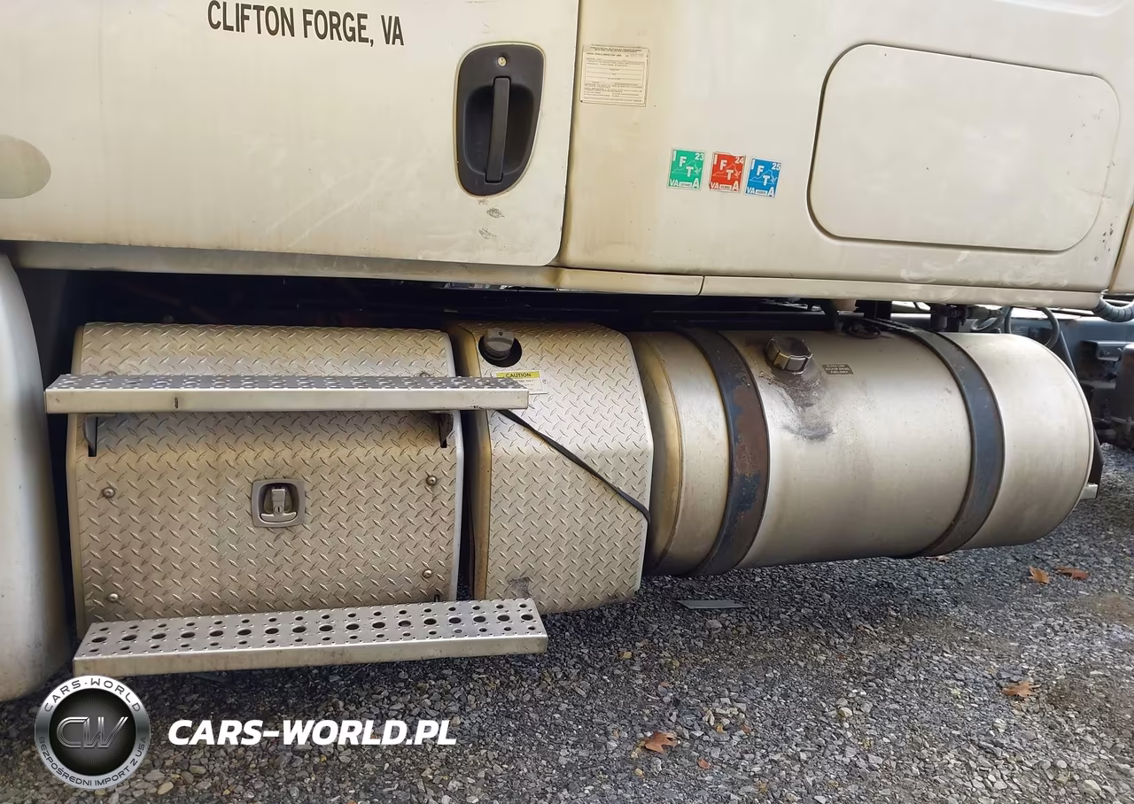 2014 Freightliner Cascadia 125 VIN:1FUJGLD65ELFS3340 - 13