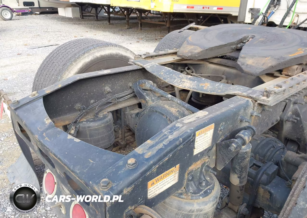 2014 Freightliner Cascadia 125 VIN:1FUJGLD65ELFS3340 - 21