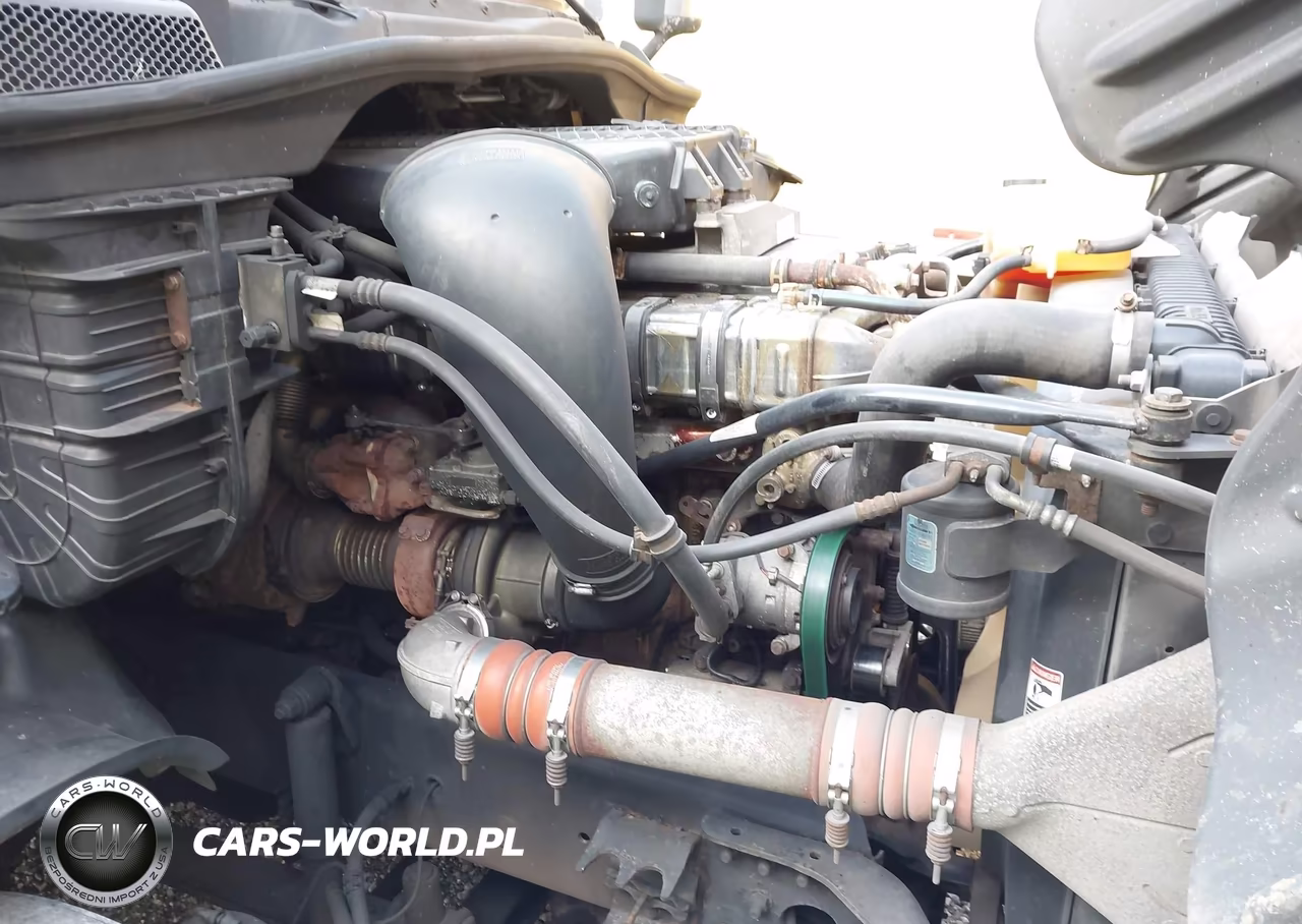 2014 Freightliner Cascadia 125 VIN:1FUJGLD65ELFS3340 - 9