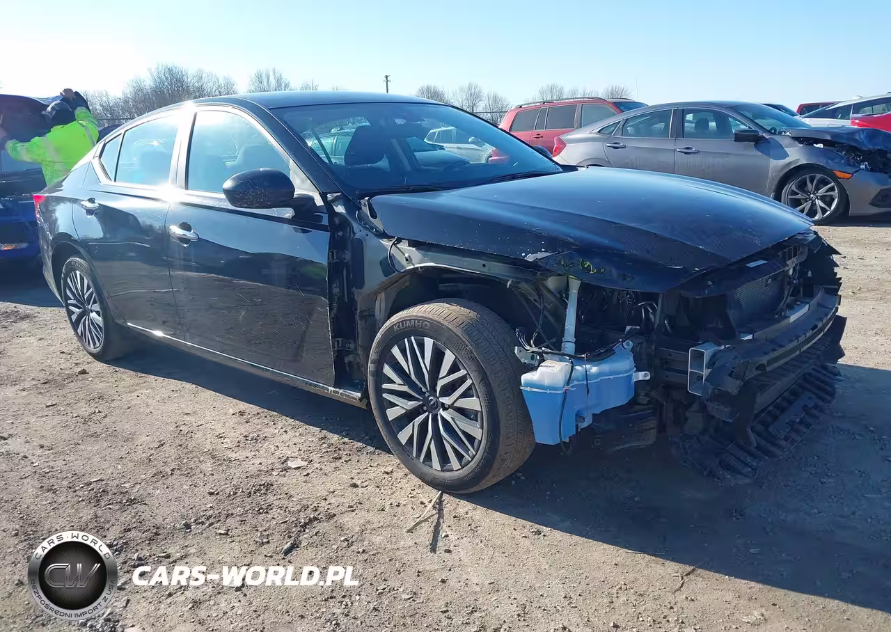 2025 Nissan Altima Sv Fwd