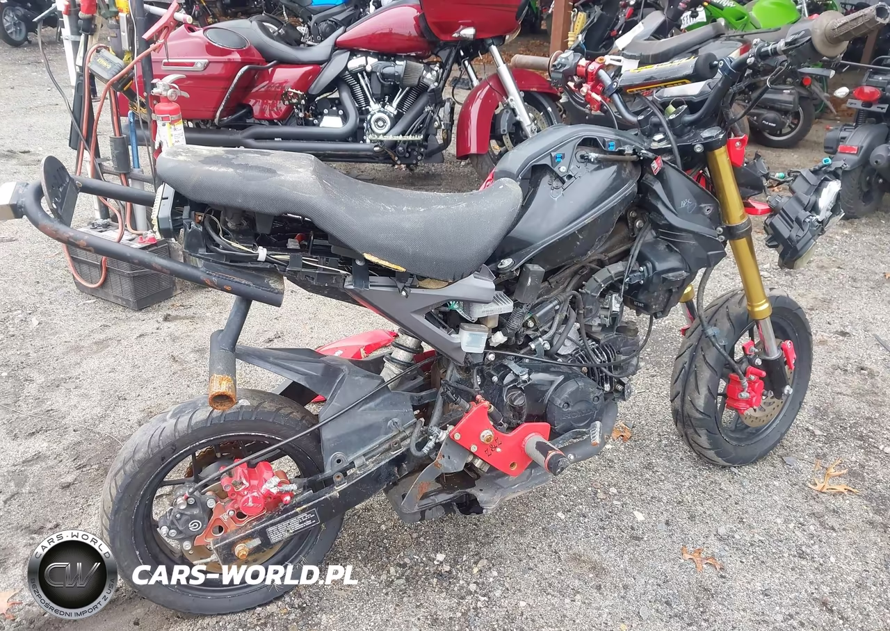 2017 Honda Grom 125 VIN:MLHJC6119H5205947 - 4