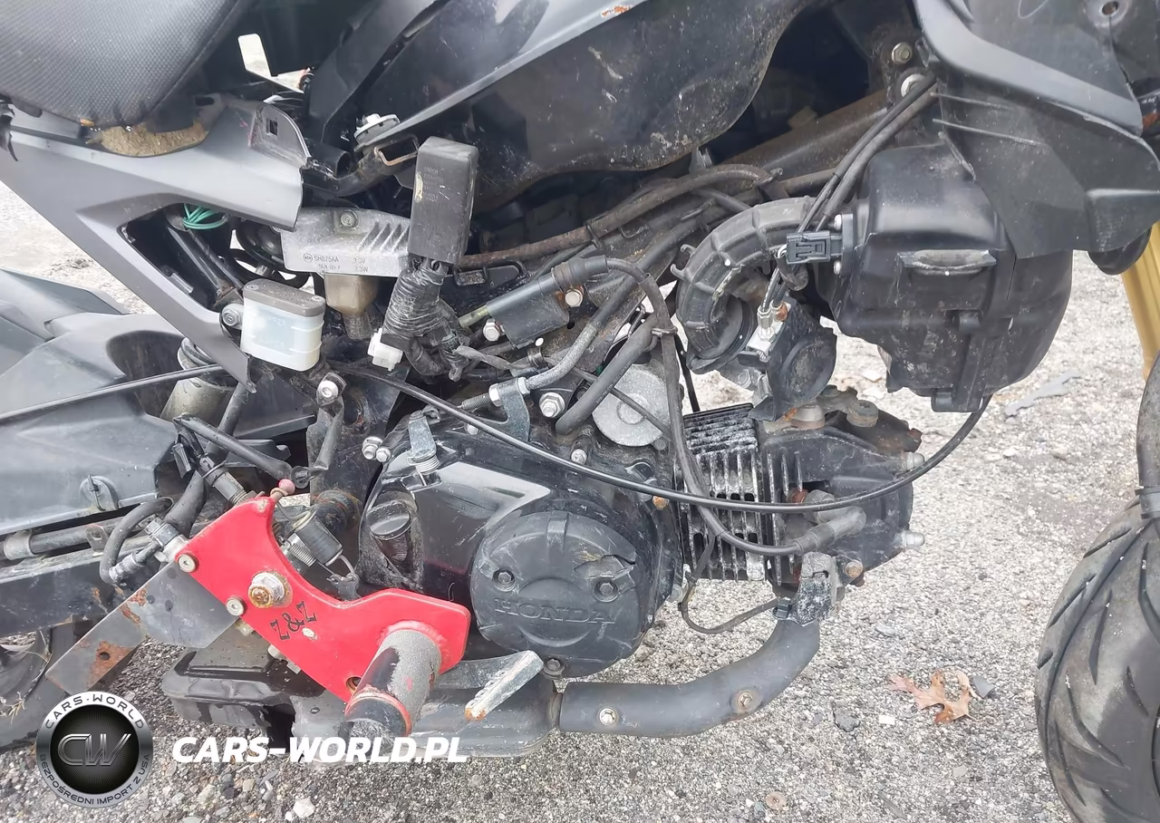 2017 Honda Grom 125 VIN:MLHJC6119H5205947 - 8