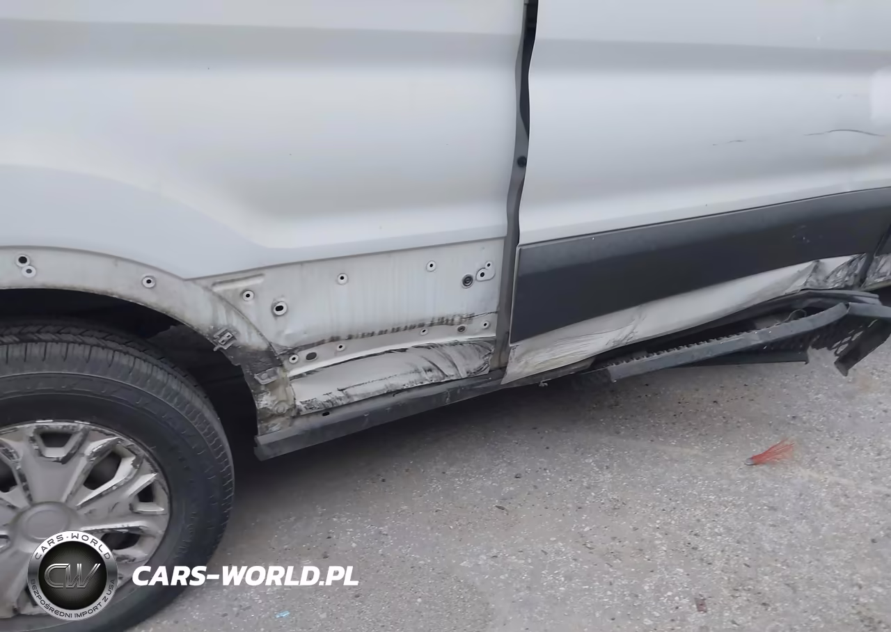 2018 Ford Transit-350 VIN:1FTBW2CM6JKB35541 - 6