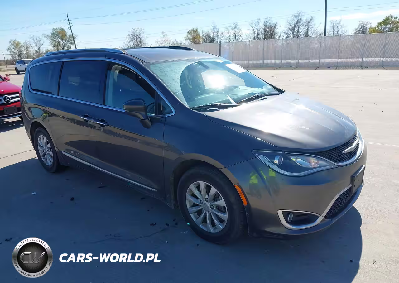 2019 Chrysler Pacifica Touring L