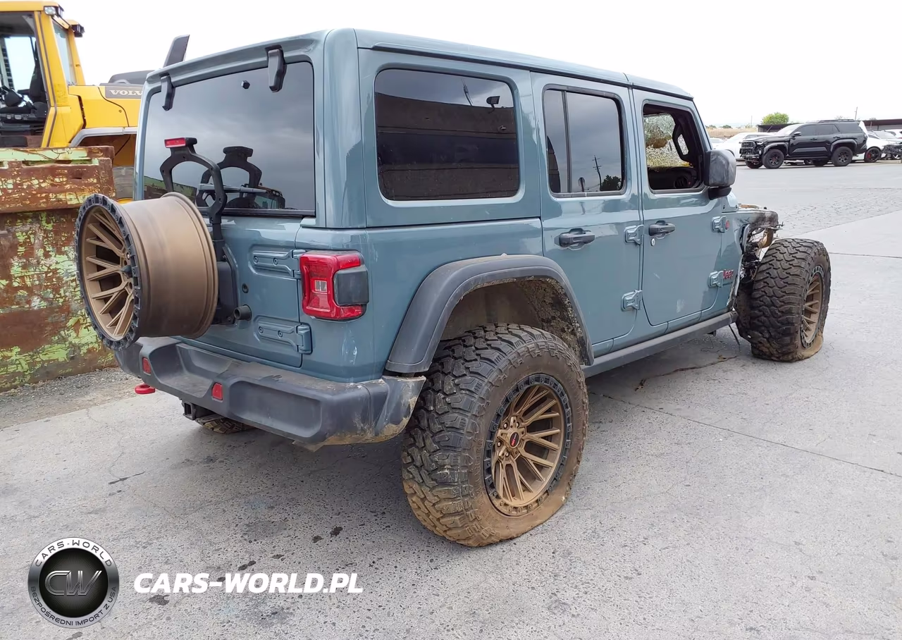 2024 Jeep Wrangler 4-Door Rubicon 4X4 VIN:1C4PJXFG5RW368094 - 4