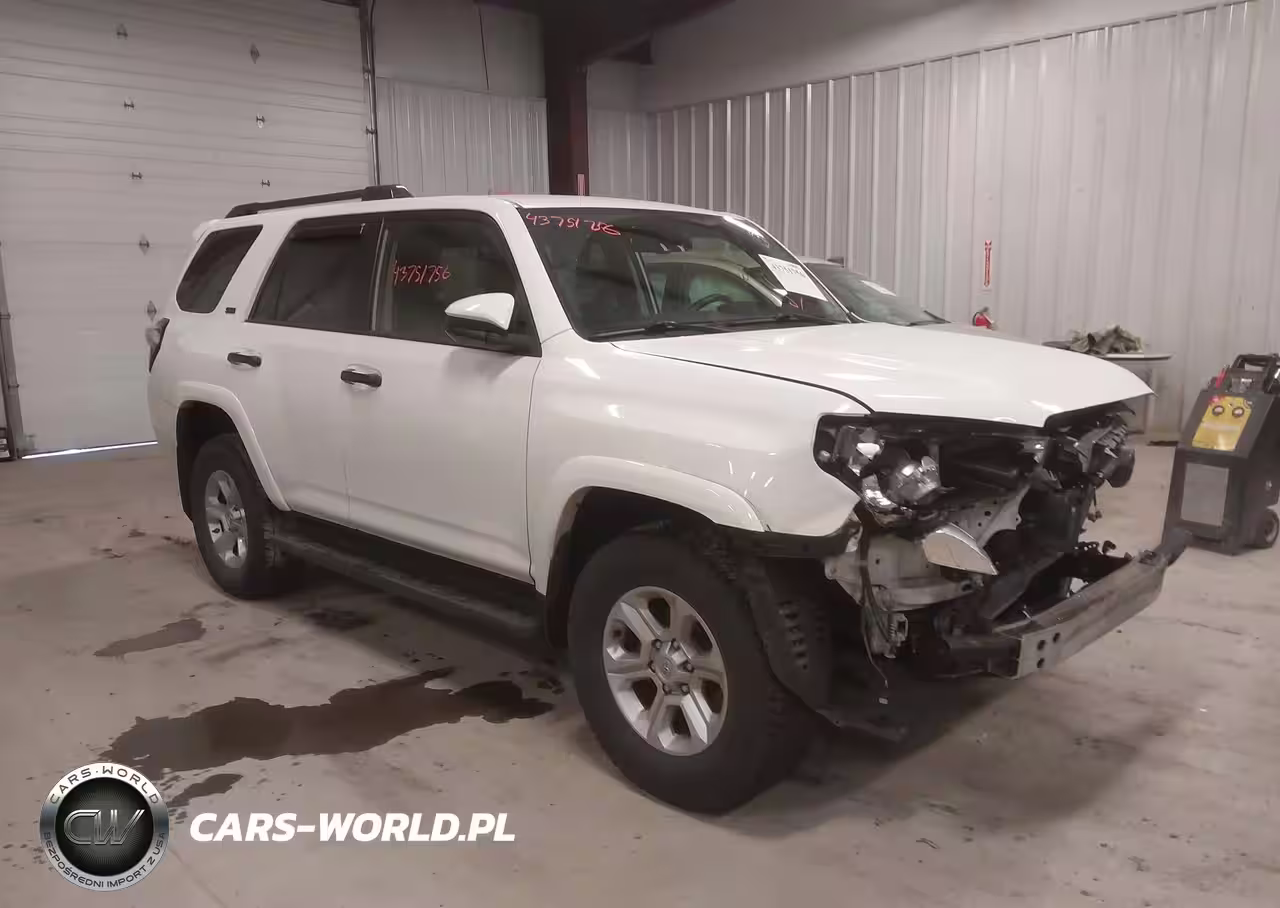 2020 Toyota 4Runner Sr5