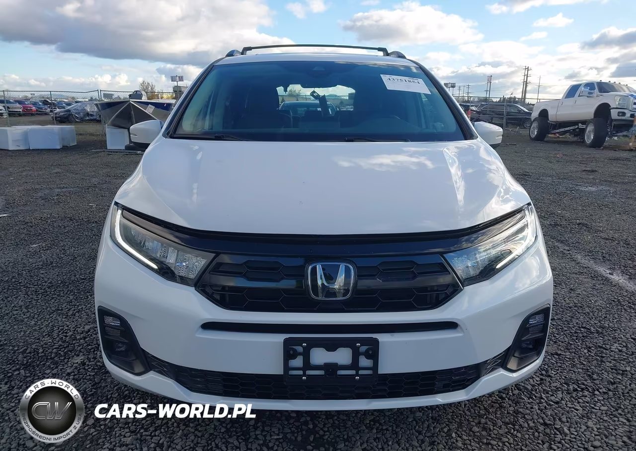 2025 Honda Odyssey Touring VIN:5FNRL6H81SB031581 - 13