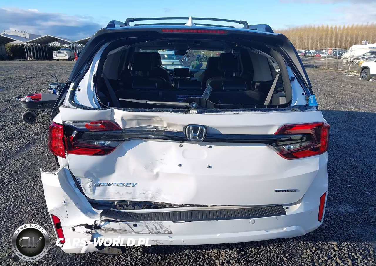 2025 Honda Odyssey Touring VIN:5FNRL6H81SB031581 - 17