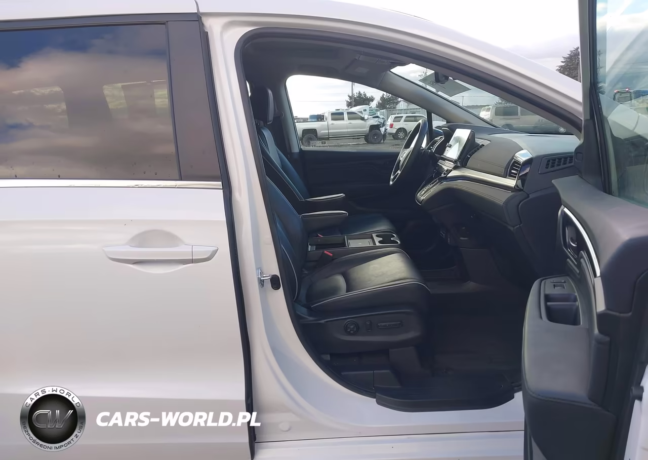 2025 Honda Odyssey Touring VIN:5FNRL6H81SB031581 - 5