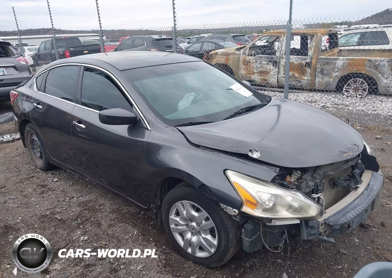 2013 Nissan Altima 2.5 S – zdjęcie 1 z 16