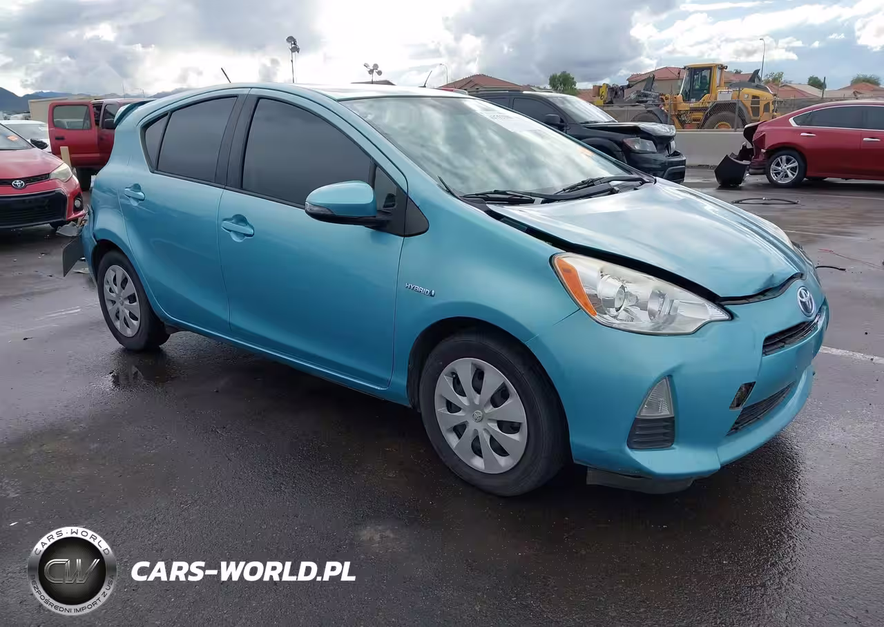 2014 Toyota Prius C Two