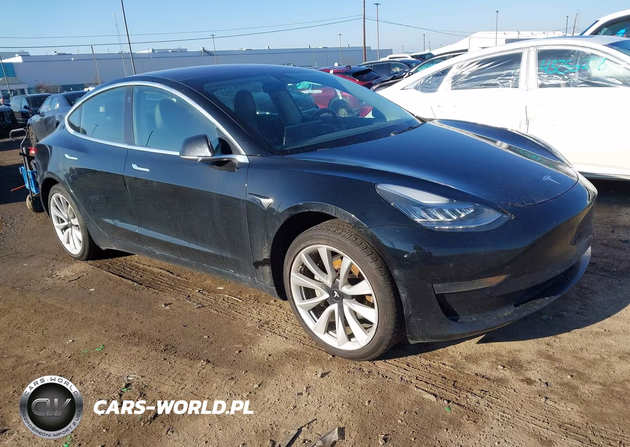 2019 Tesla Model 3 Long Range-Mid Range-Standard Range-Standard Range Plus – zdjęcie 1 z 18