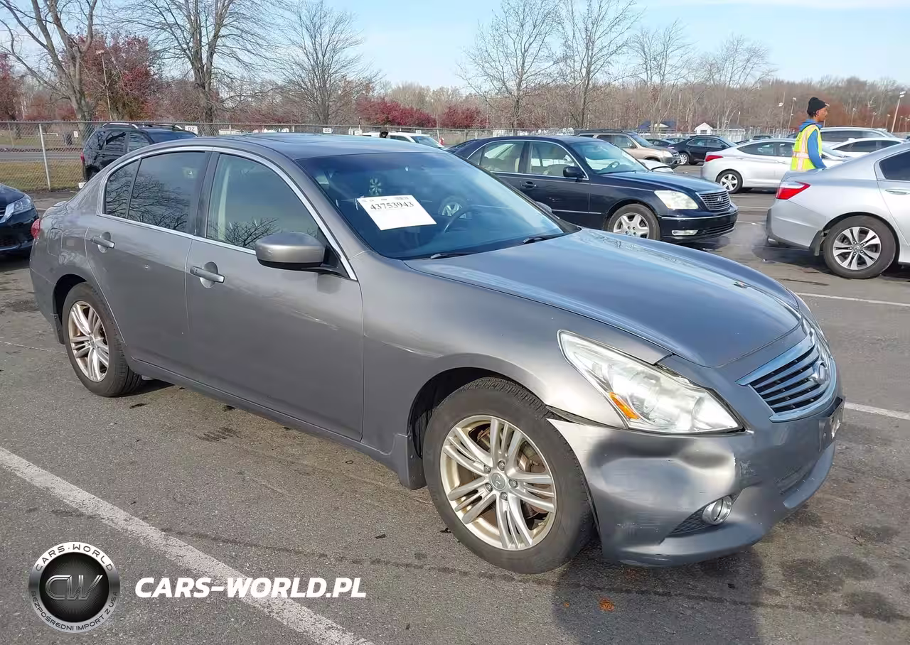 2013 Infiniti G37X