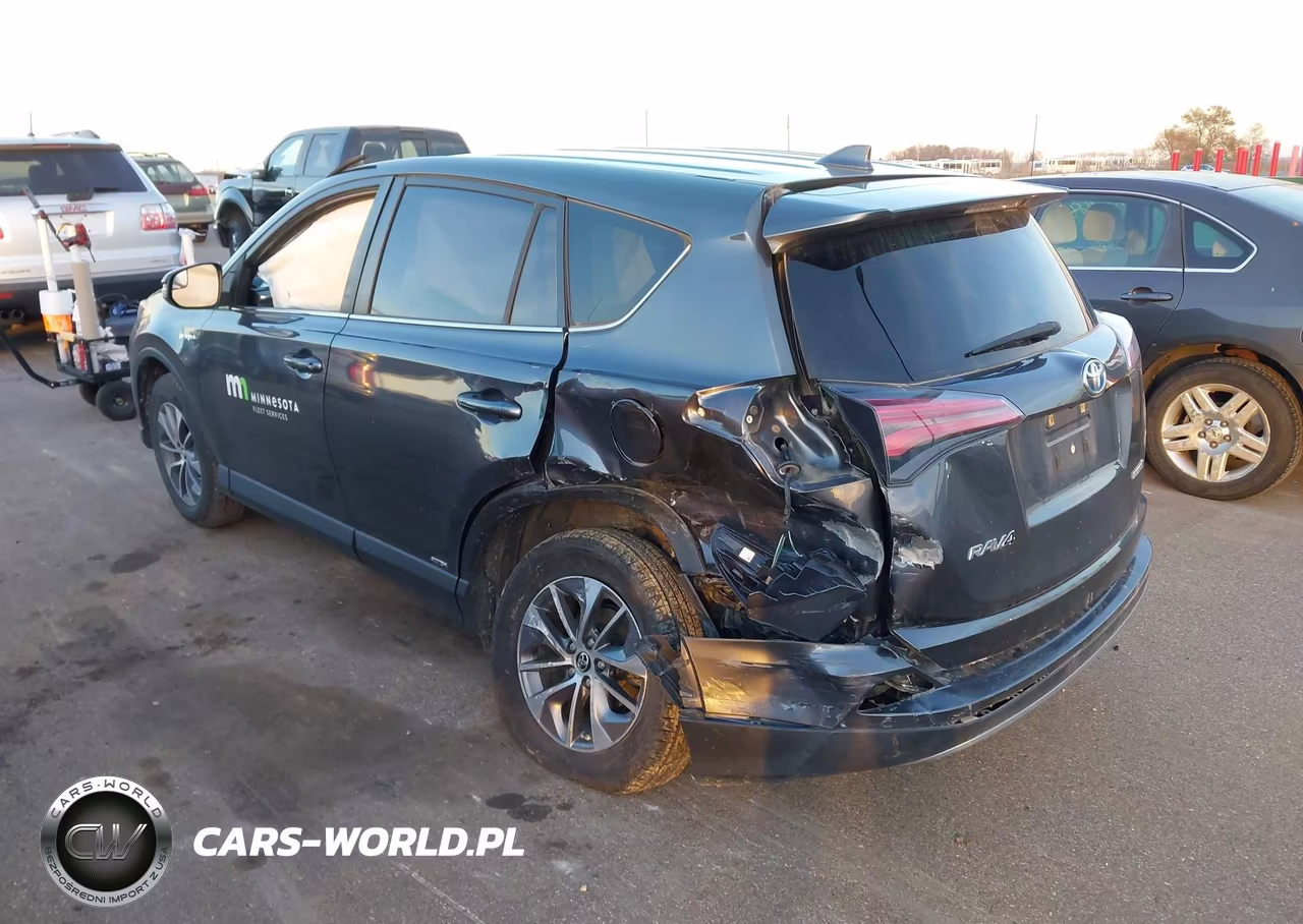 2018 Toyota Rav4 Hybrid Le VIN:JTMRJREV4JD233760 - 3