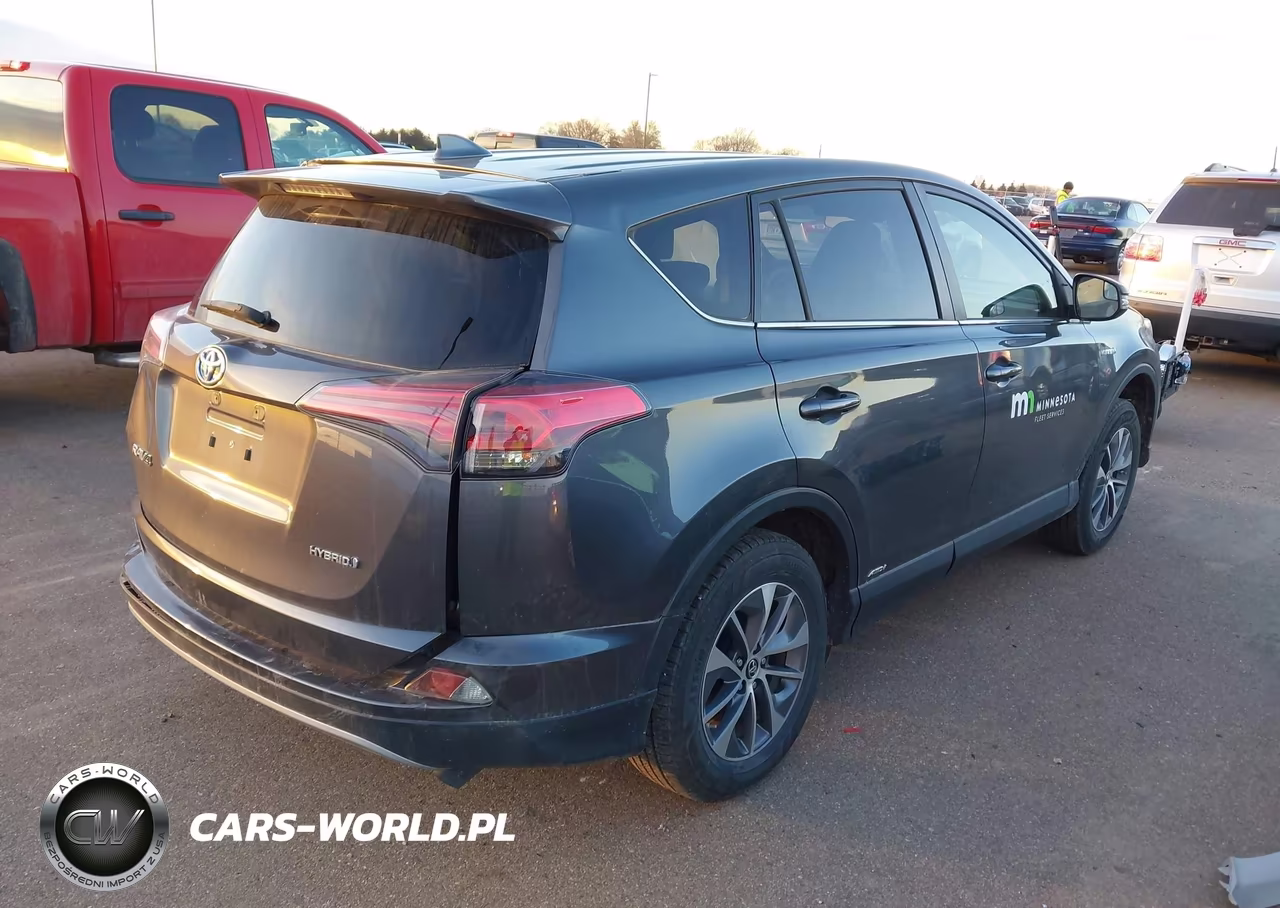 2018 Toyota Rav4 Hybrid Le VIN:JTMRJREV4JD233760 - 4
