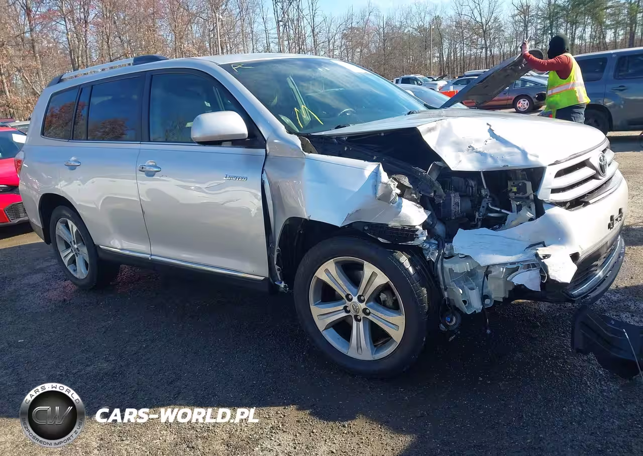 2013 Toyota Highlander Limited V6